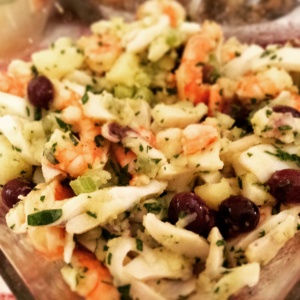 insalata di mare gamberi seppia patate olive gluten free