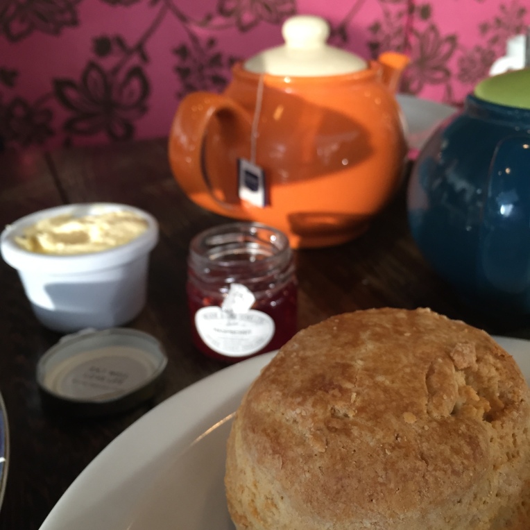 afternoon tea senza glutine a Londra con gluten free travel and living scones